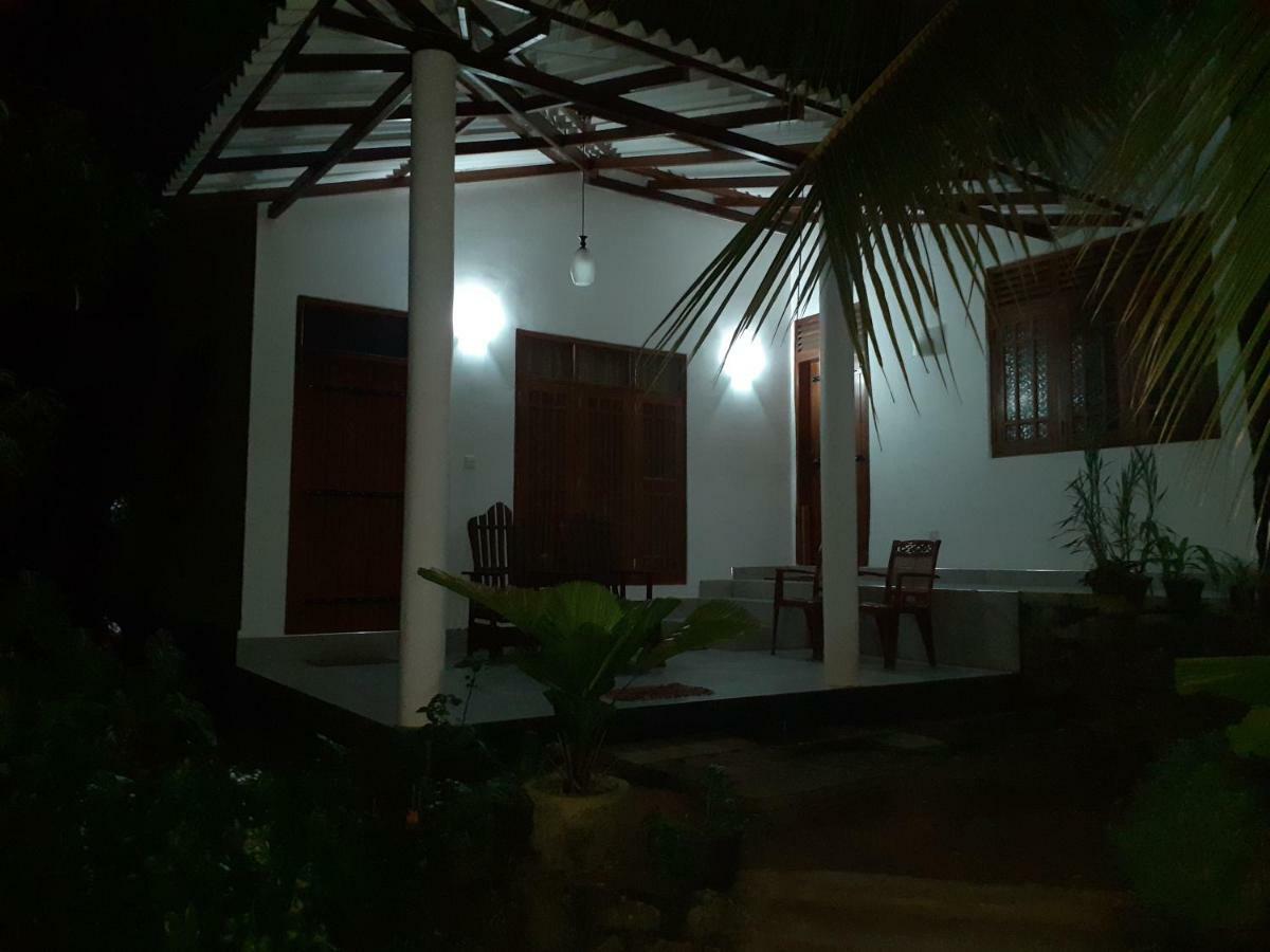 Serene Home Stay Udawalawe Zewnętrze zdjęcie